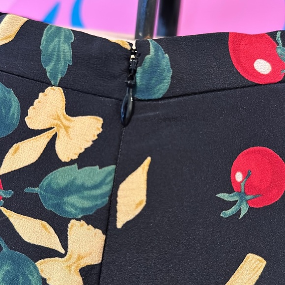 Moschino Cheap and Chic silk pasta skirt Rare. - Picture 7 of 11